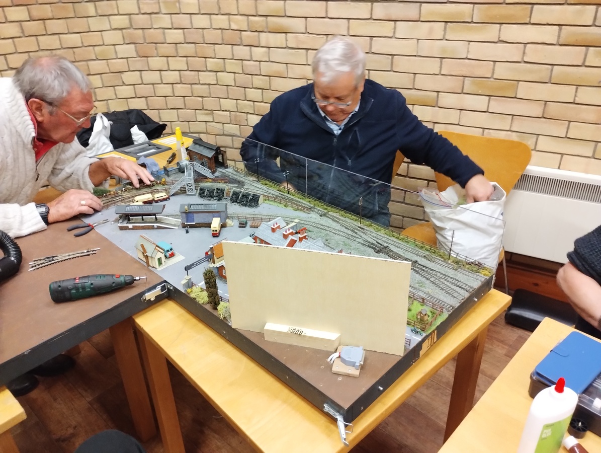 Modifying For the Fiddle-Yard Extension (3)